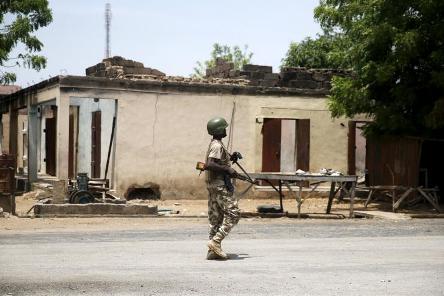 Nigeria phá hủy 10 trại lính của Boko Haram ảnh 1